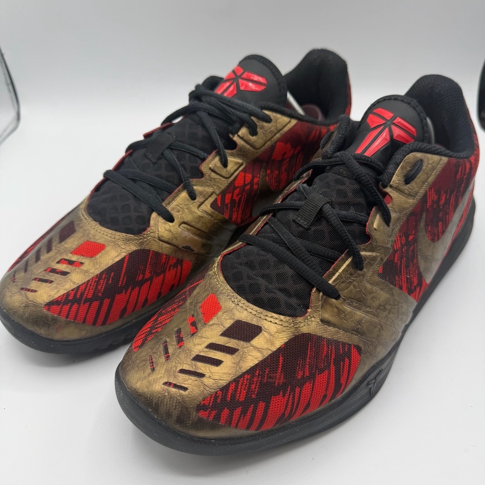 Nike Kobe KB Mentality Mens Sz 11.5 Iron Man Black/Gold/Red Sneakers 704942-008